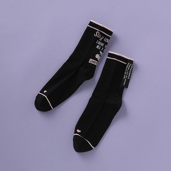 ロゴテープつきチェリークルーソックス