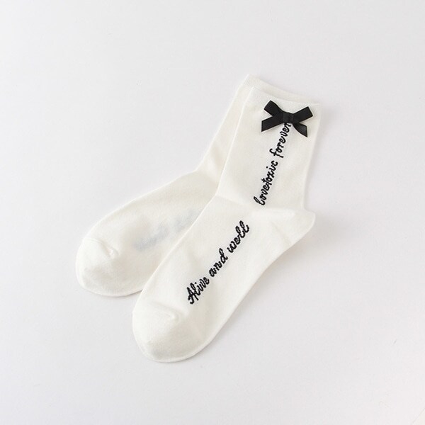 リボンつき縦ロゴクルーソックス