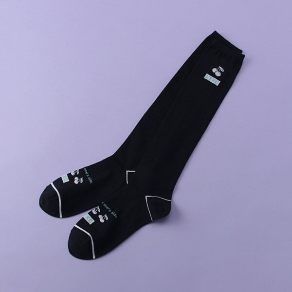 チェリーデザインハイソックス