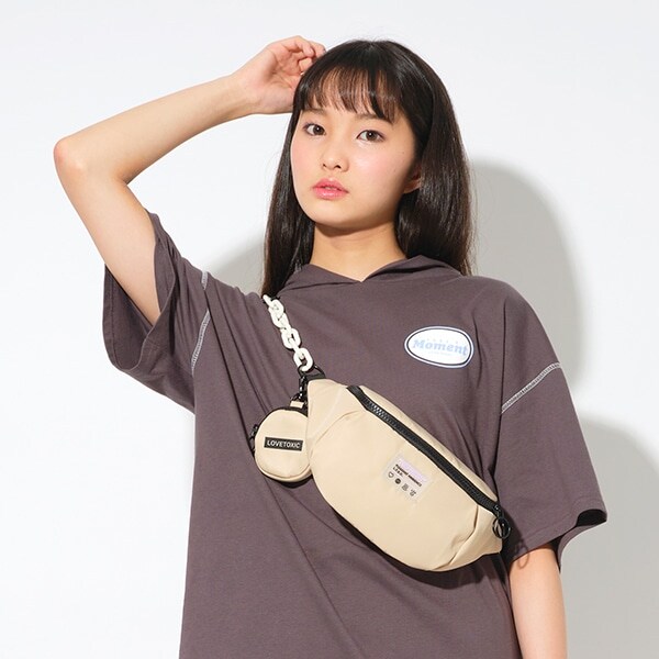 プラスチックチェーンウエストバッグ