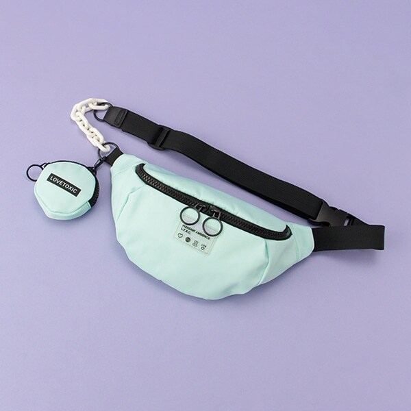 プラスチックチェーンウエストバッグ