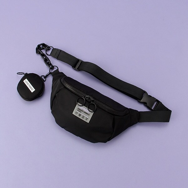 プラスチックチェーンウエストバッグ