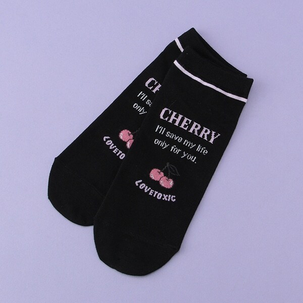 チェリー×ロゴススニーカーインソックス