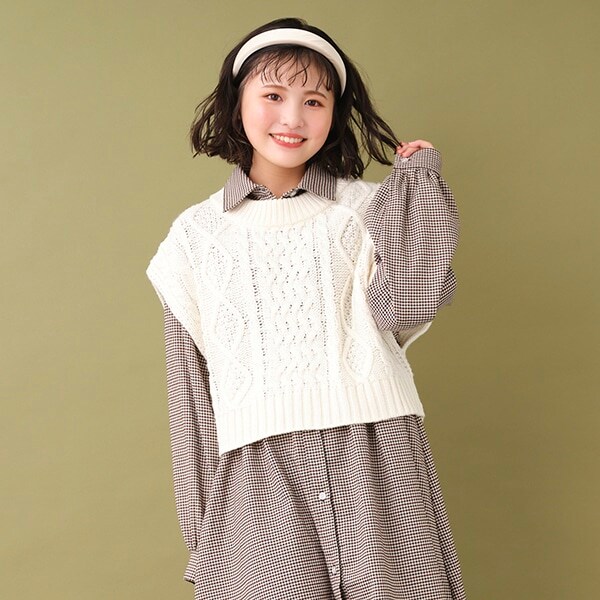 【おうち洗濯可】ケーブルクルーネックベスト