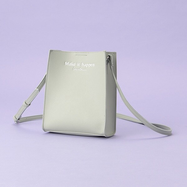 スクエアショルダーバッグ