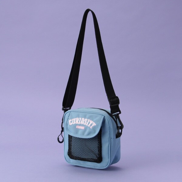 カレッジ刺しゅうスクエアショルダー