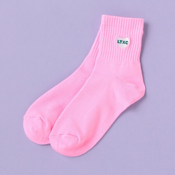 ハート刺しゅうリブクルーソックス