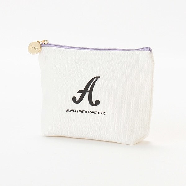 イニシャルポーチ