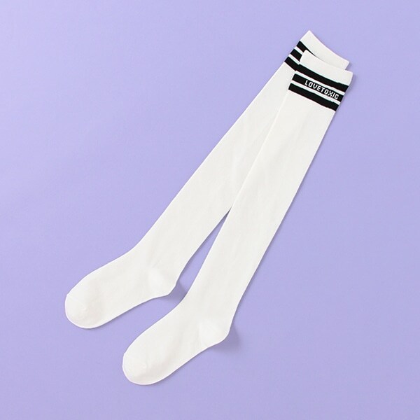 3本ラインニーハイソックス