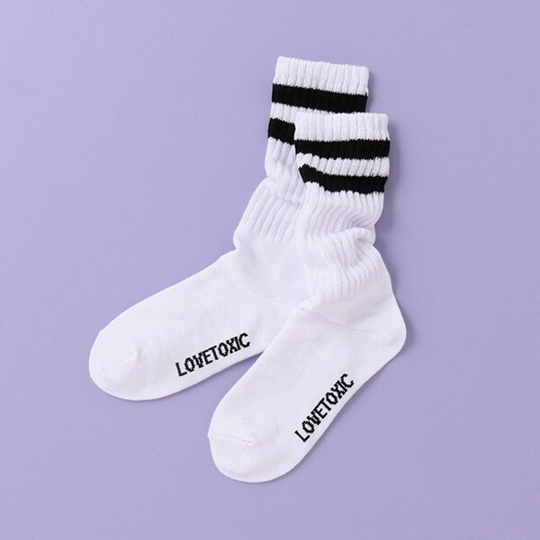 ラインルーズソックス