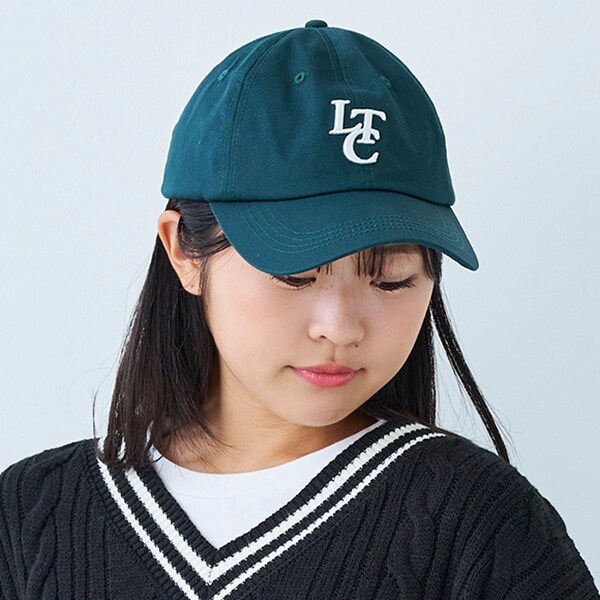 立体ロゴローキャップ