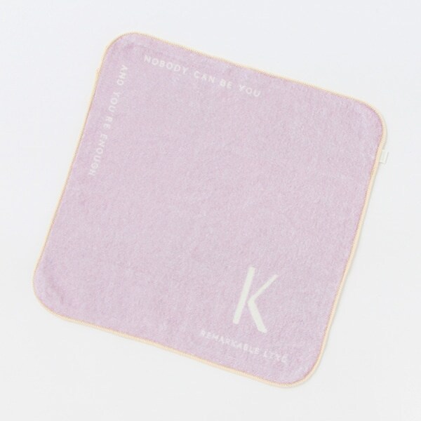 イニシャルハンドタオル