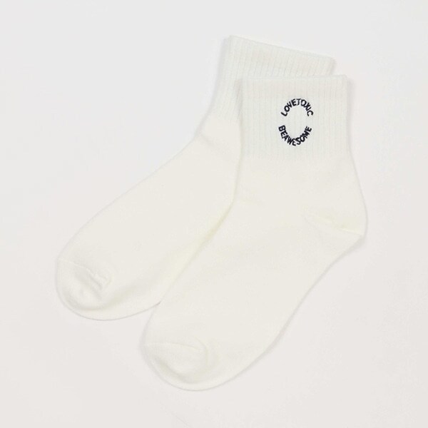 サークル刺しゅうクルブシ丈ソックス