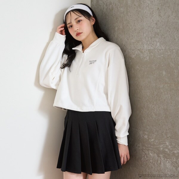 【Reebok】クロップドハーフジップ