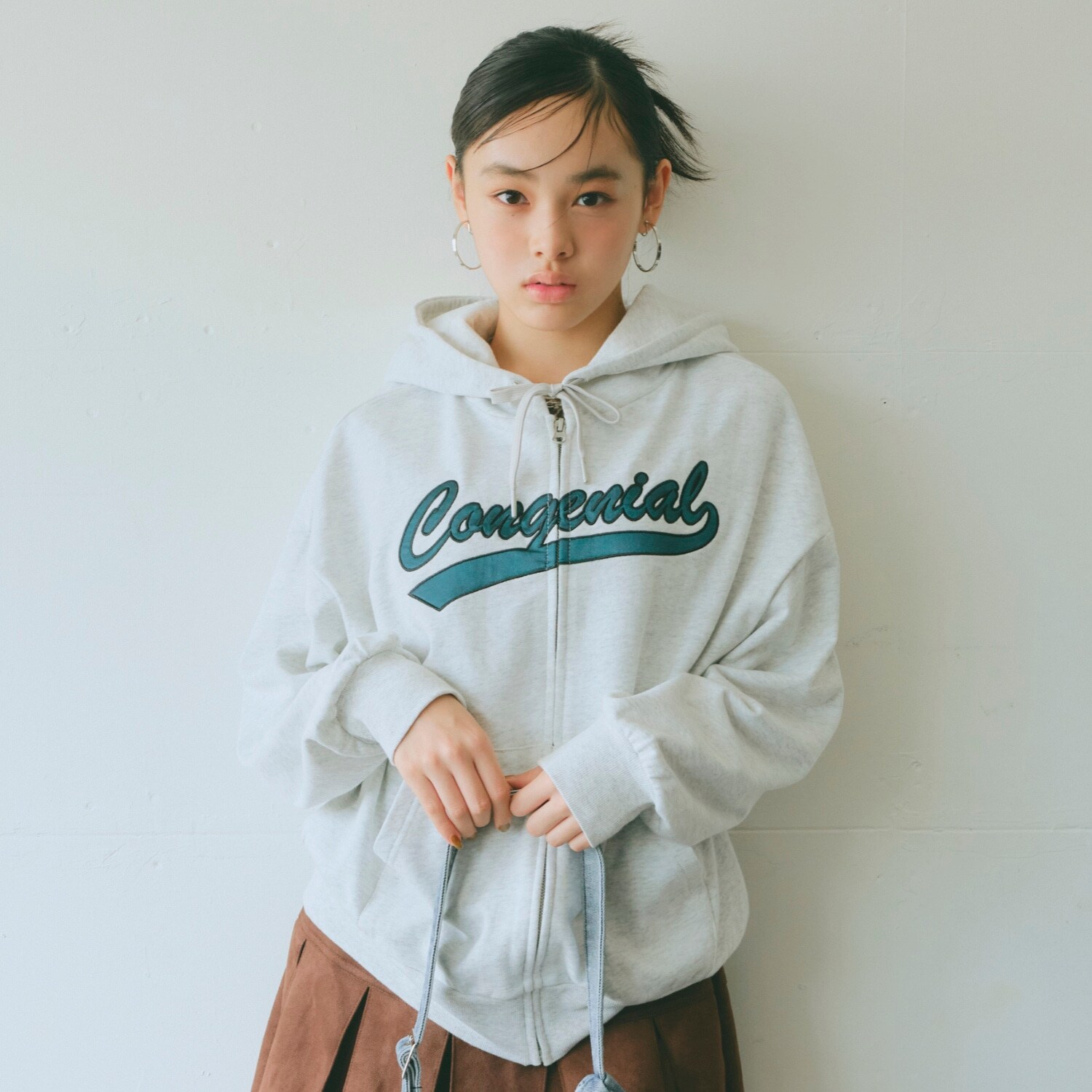 アップリルーズZIPパーカ