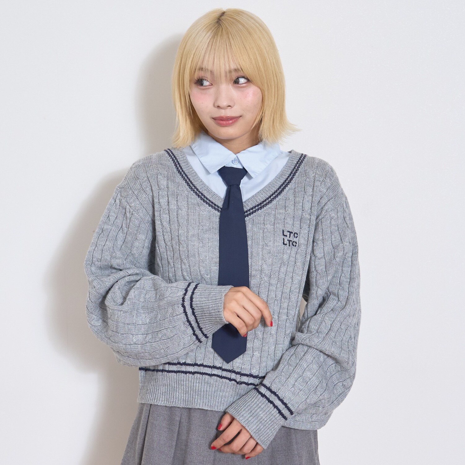 衿つきレイヤードニット