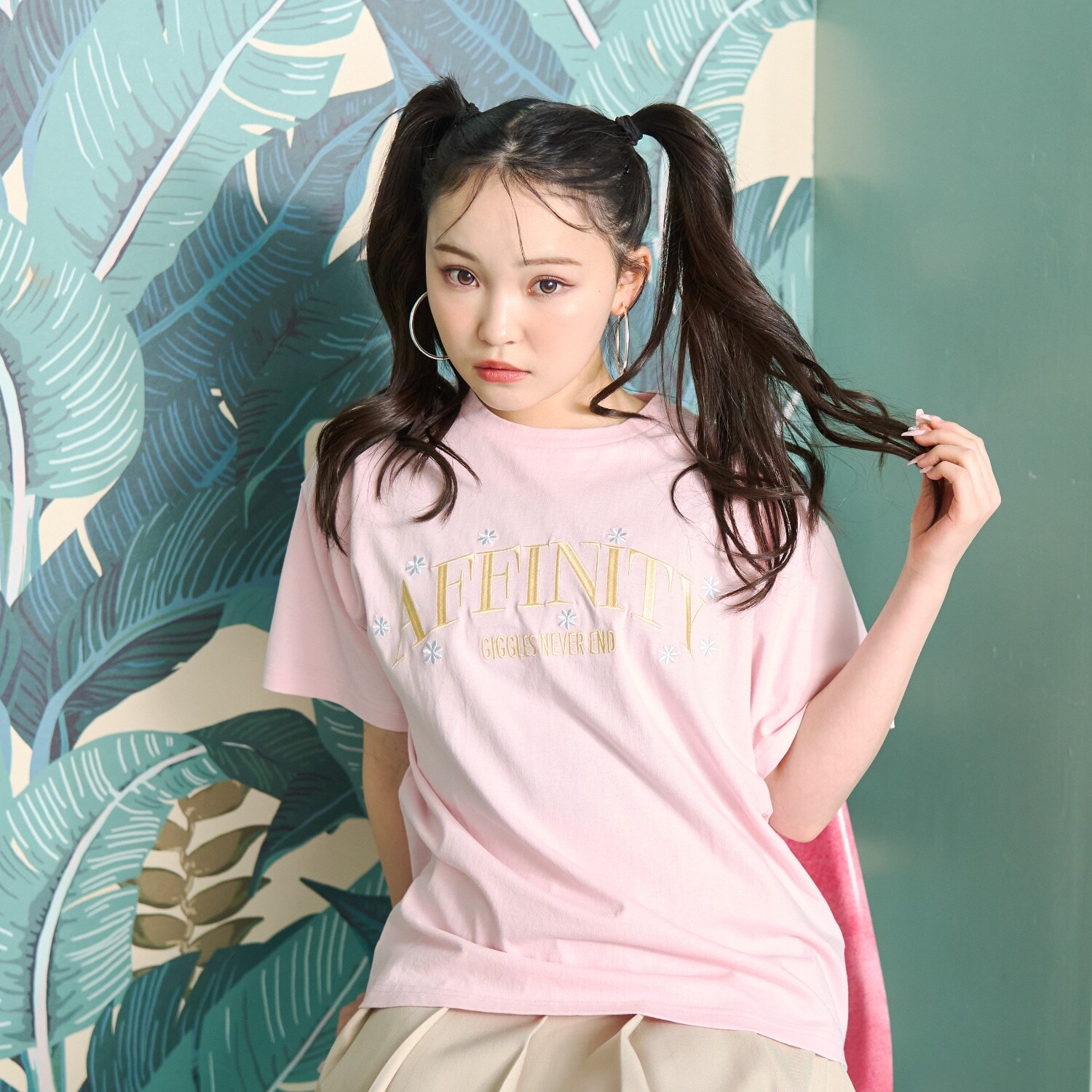 【秒かわトップス】【GOODPRICE】【綿100%】カレッジフラワー半袖T