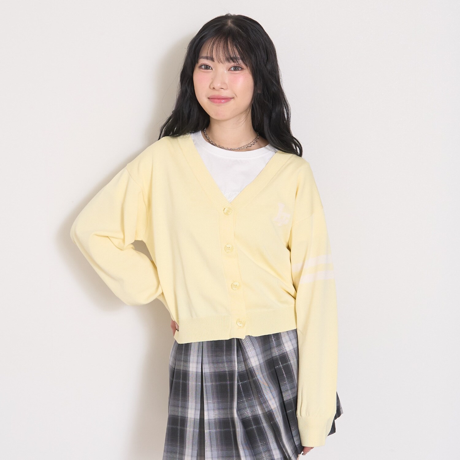 【UV/洗える】バックロゴカーディガン