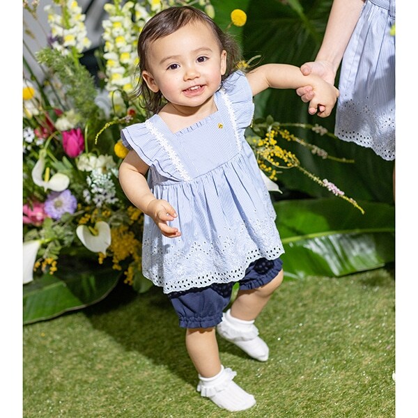 ストライプエンブロイダリーブラウス＆パンツセット