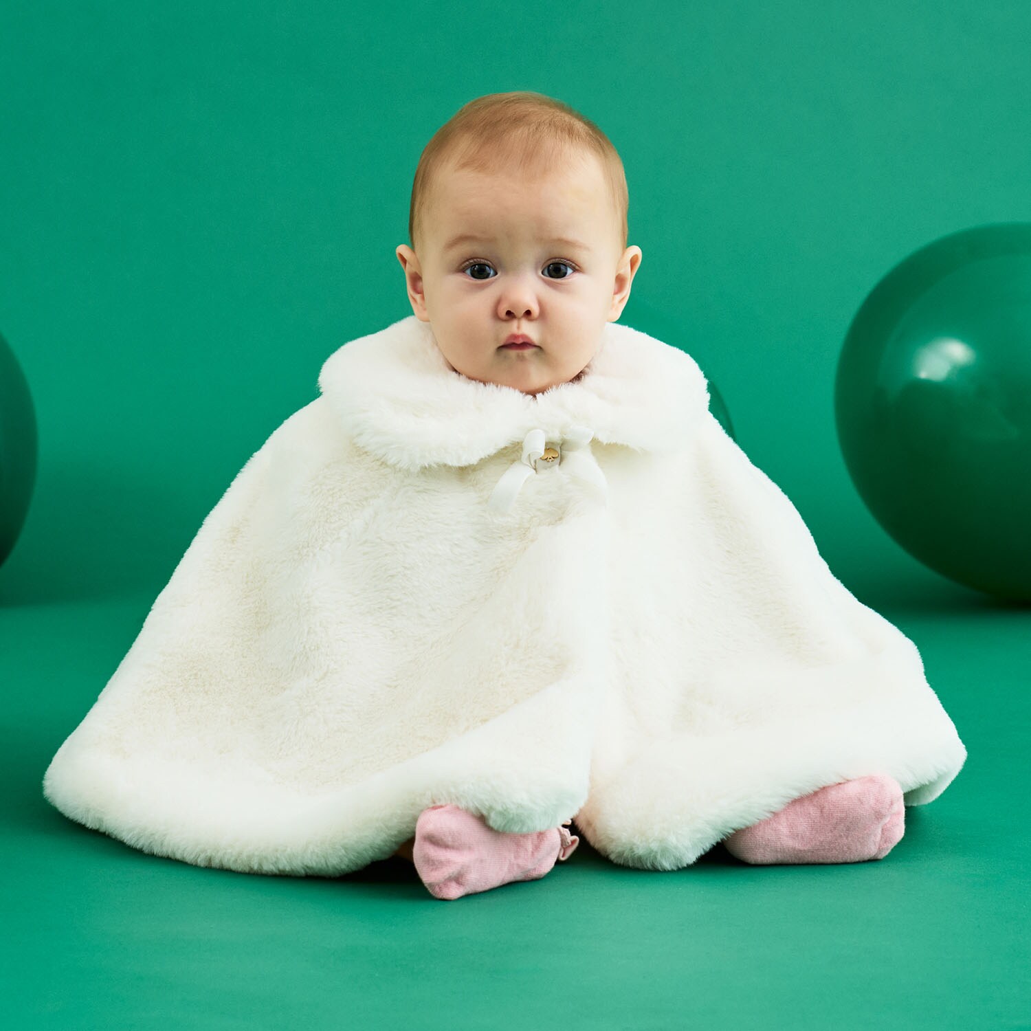 フェイクファーケープ