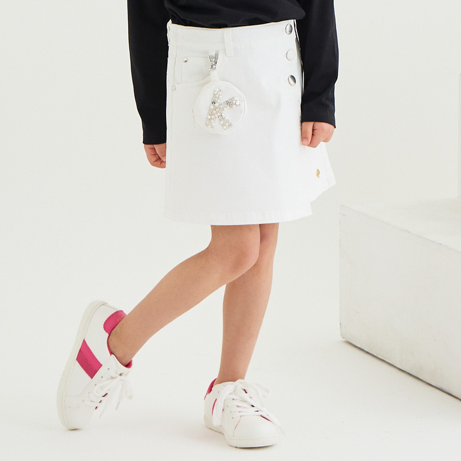 ロゴビジューポーチつきラップキュロットスカート