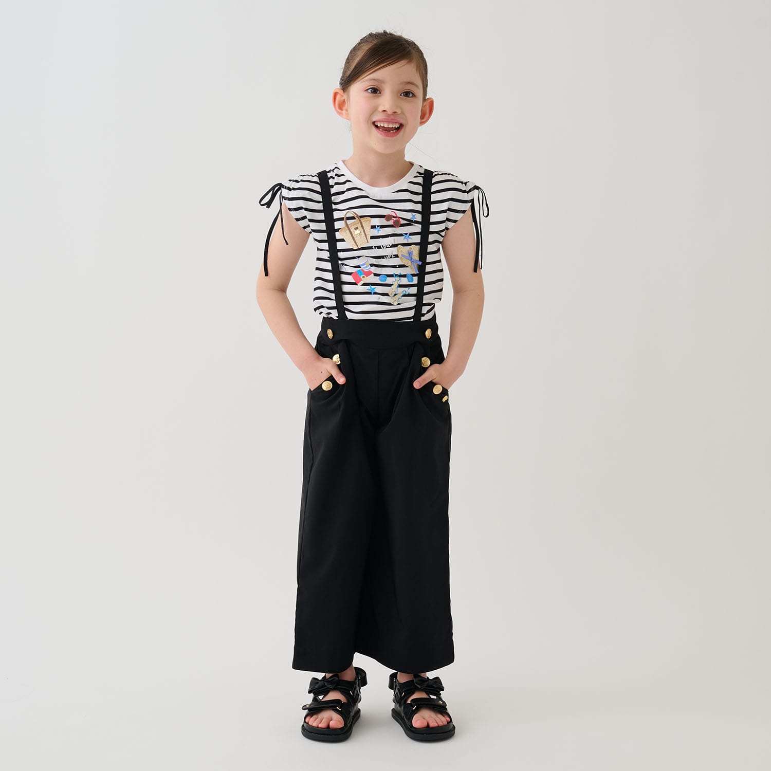 ダブルボタンサスペンダーつきパンツ