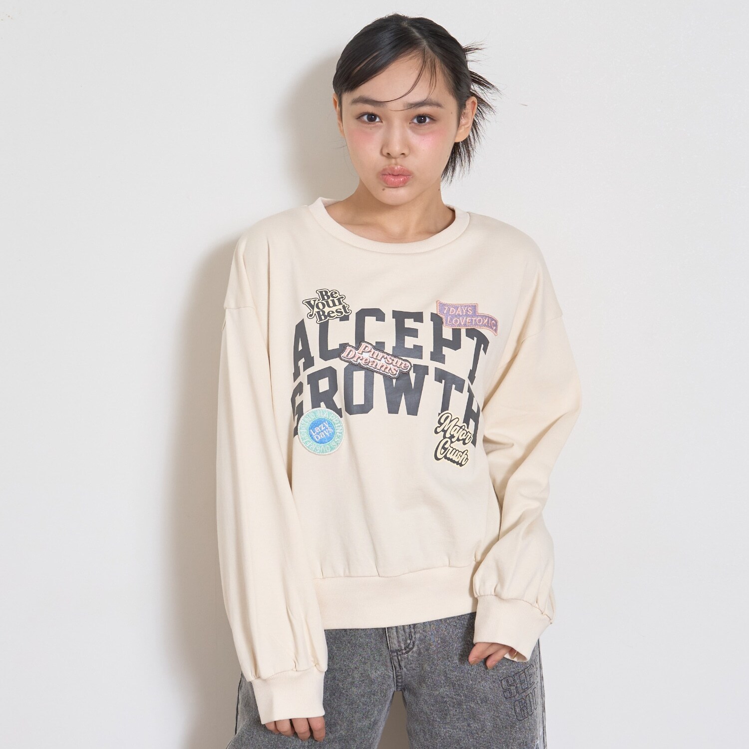 【7days】ロゴワッペントレーナー