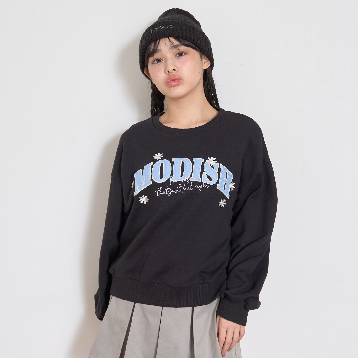 【7days】ロゴフラワートレーナー