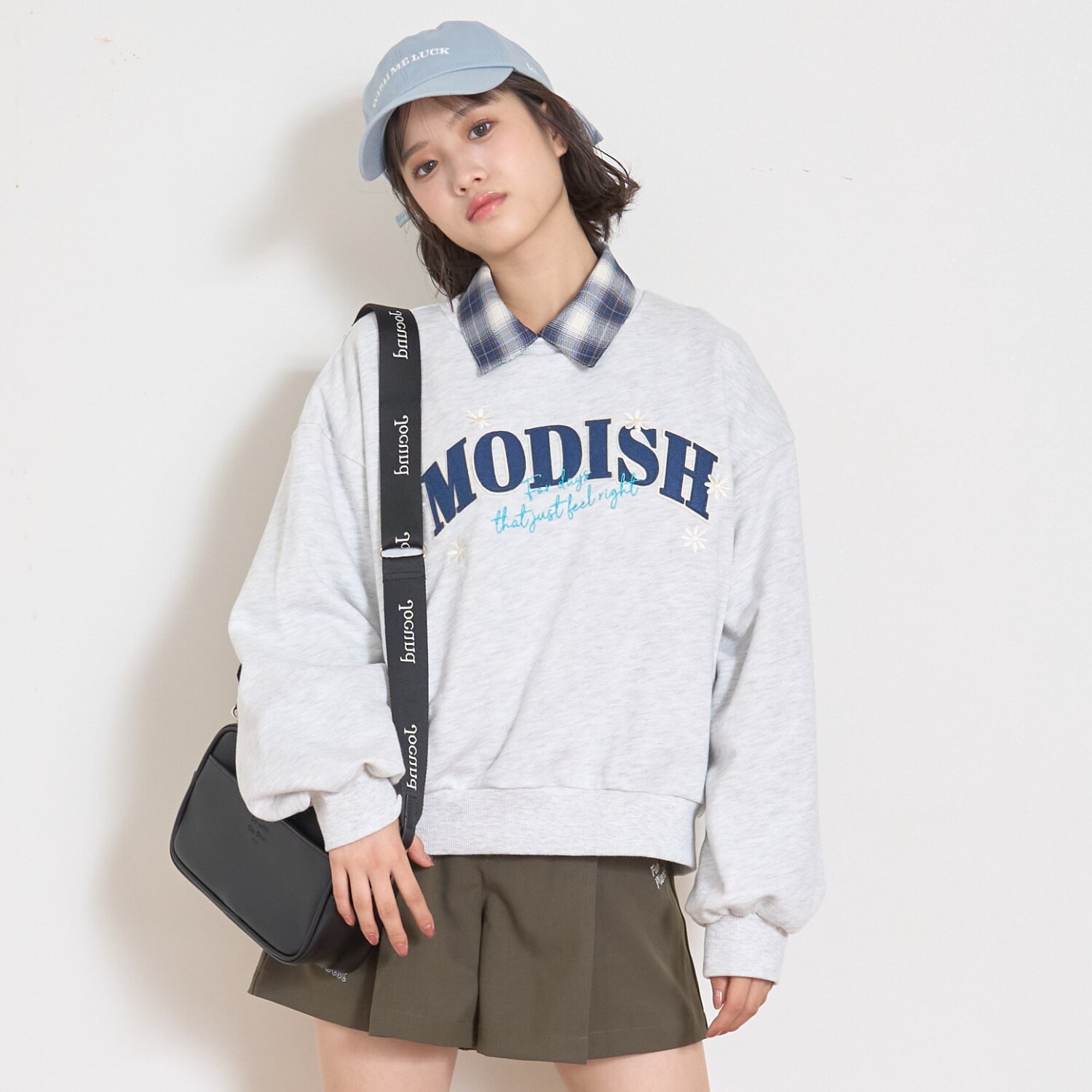 【7days】ロゴフラワートレーナー