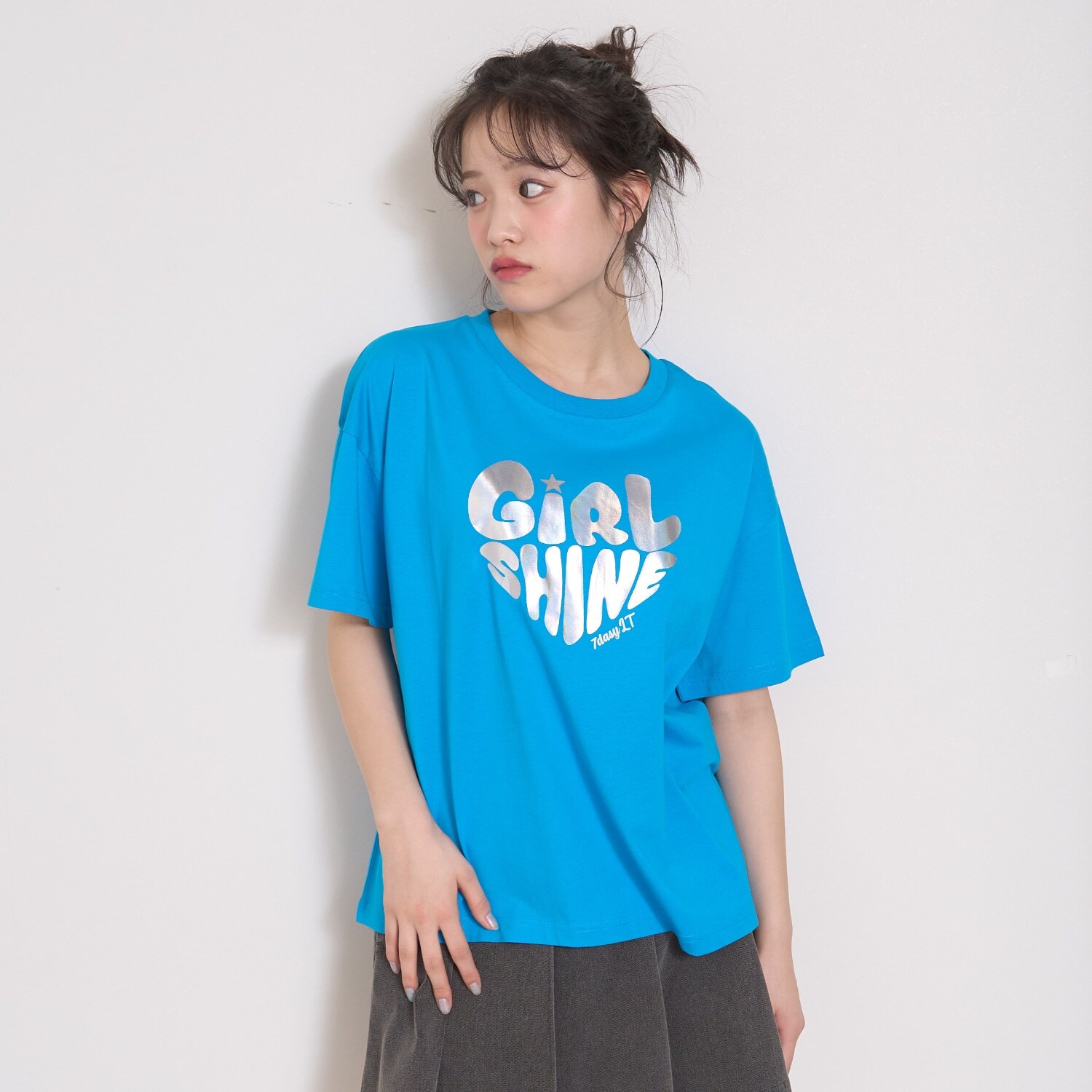 【7days】シルバーロゴTシャツ