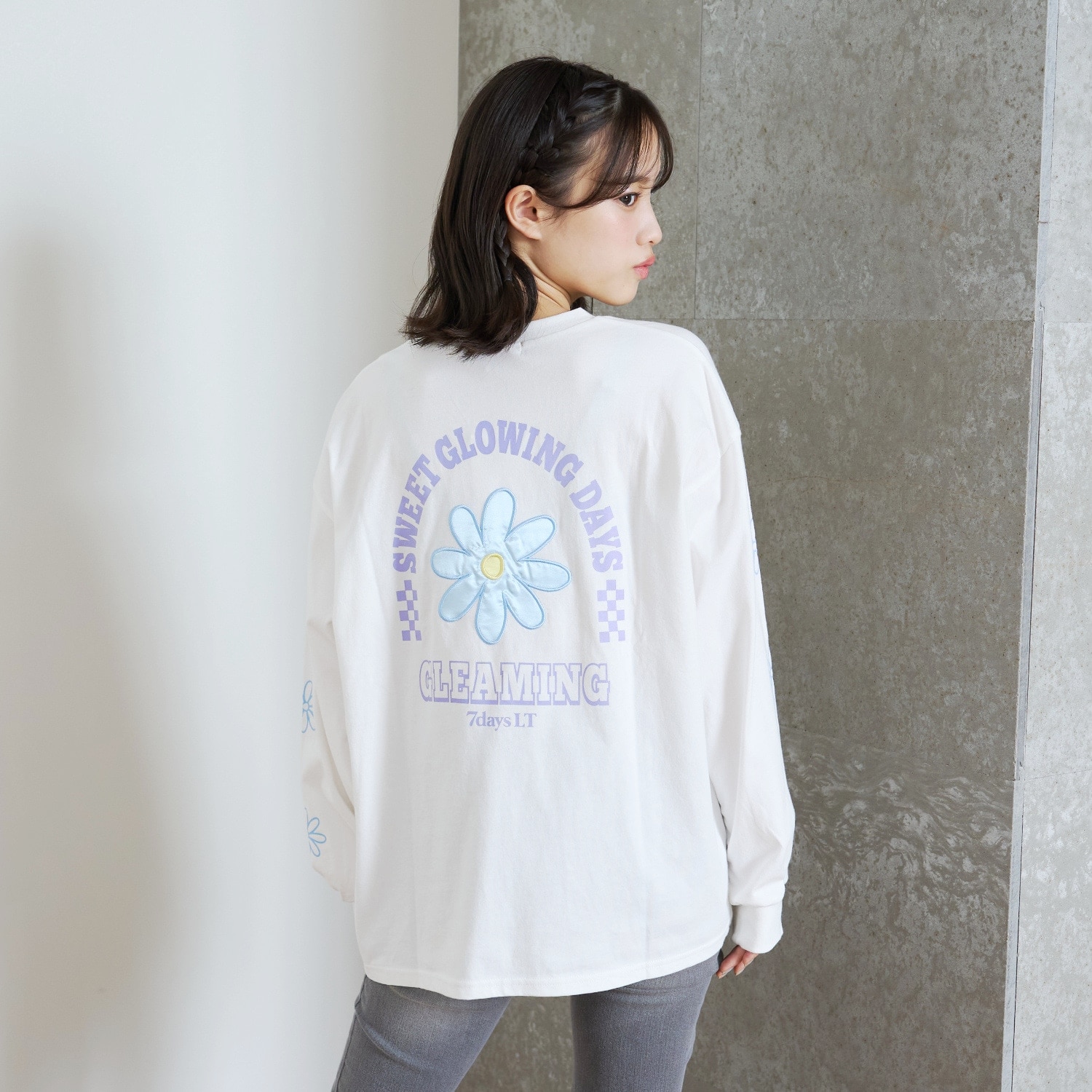 【7days】お花アップリケルーズTシャツ