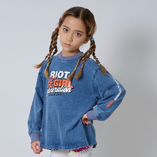 ロゴプリント長袖Tシャツ