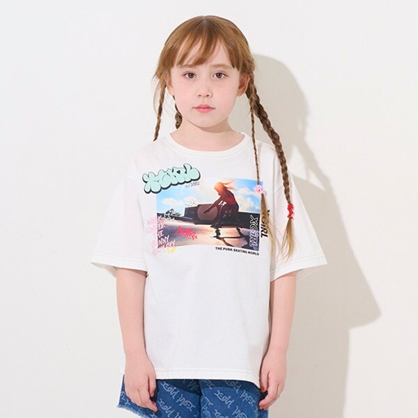 スケボーガールフォトプリント半袖Tシャツ