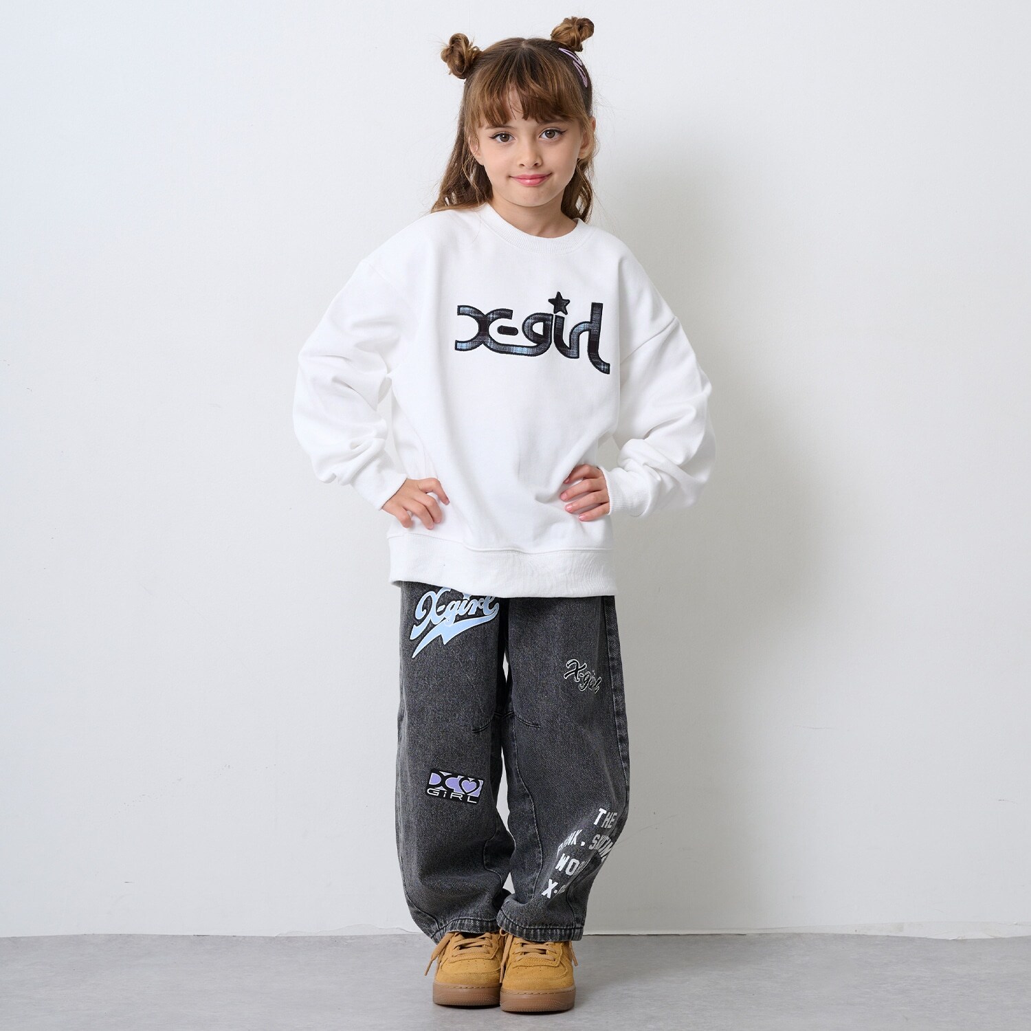 【TBSドラマ フェイクマミー 着用アイテム】MIXロゴデニムカーブパンツ