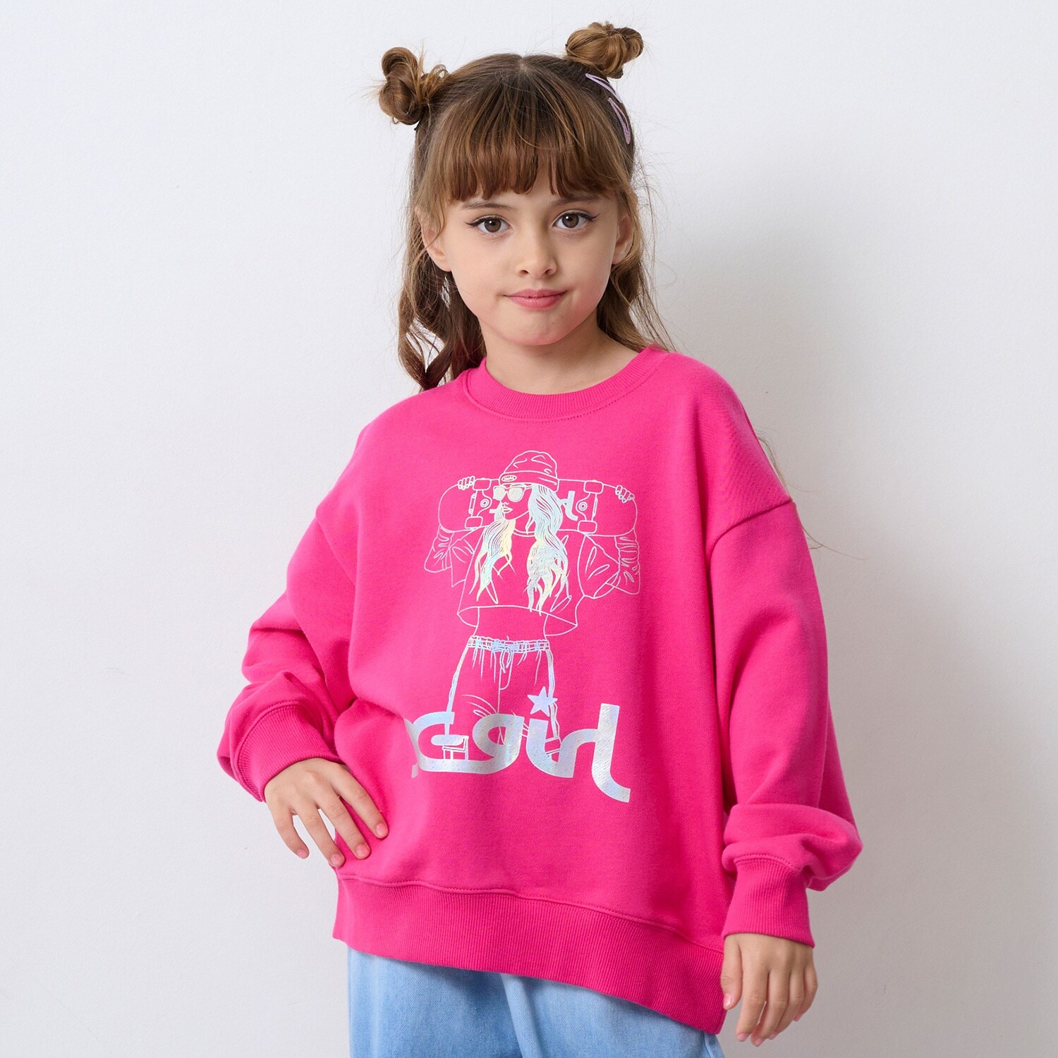 【TBSドラマ フェイクマミー 着用アイテム】スケボーガールオーロラプリントトレーナー