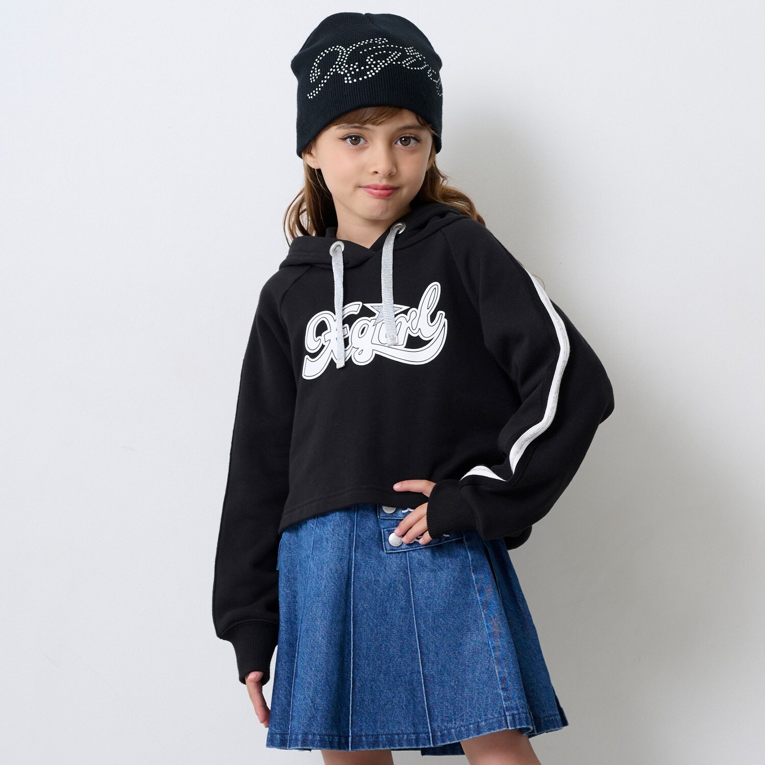 肩ラインロゴプリントパーカー