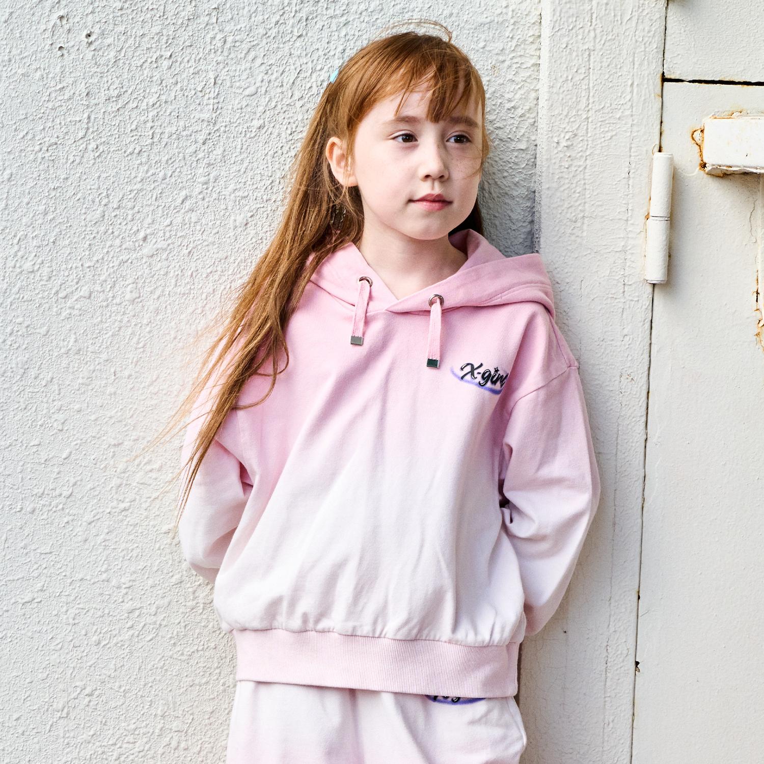 グラデーション染めパーカー