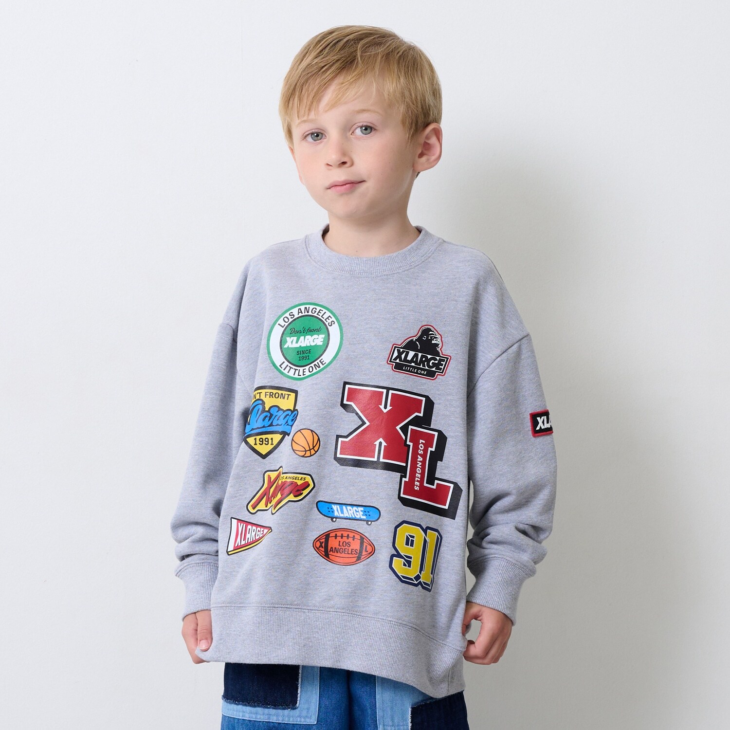 カレッジワッペンプリントトレーナー