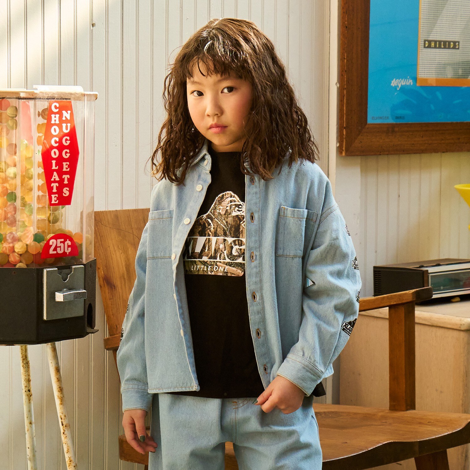 パッチロゴデニム長袖シャツ