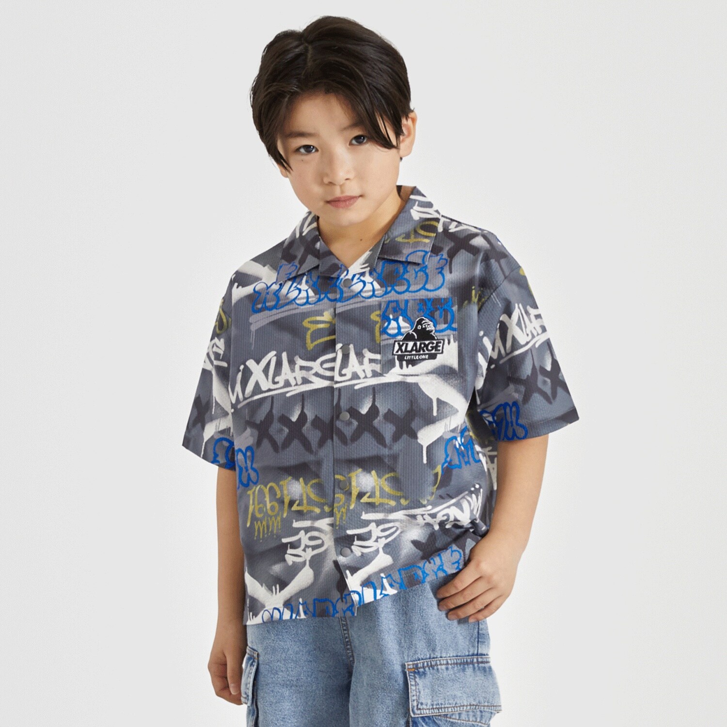 スプレーアート総柄半袖シャツ