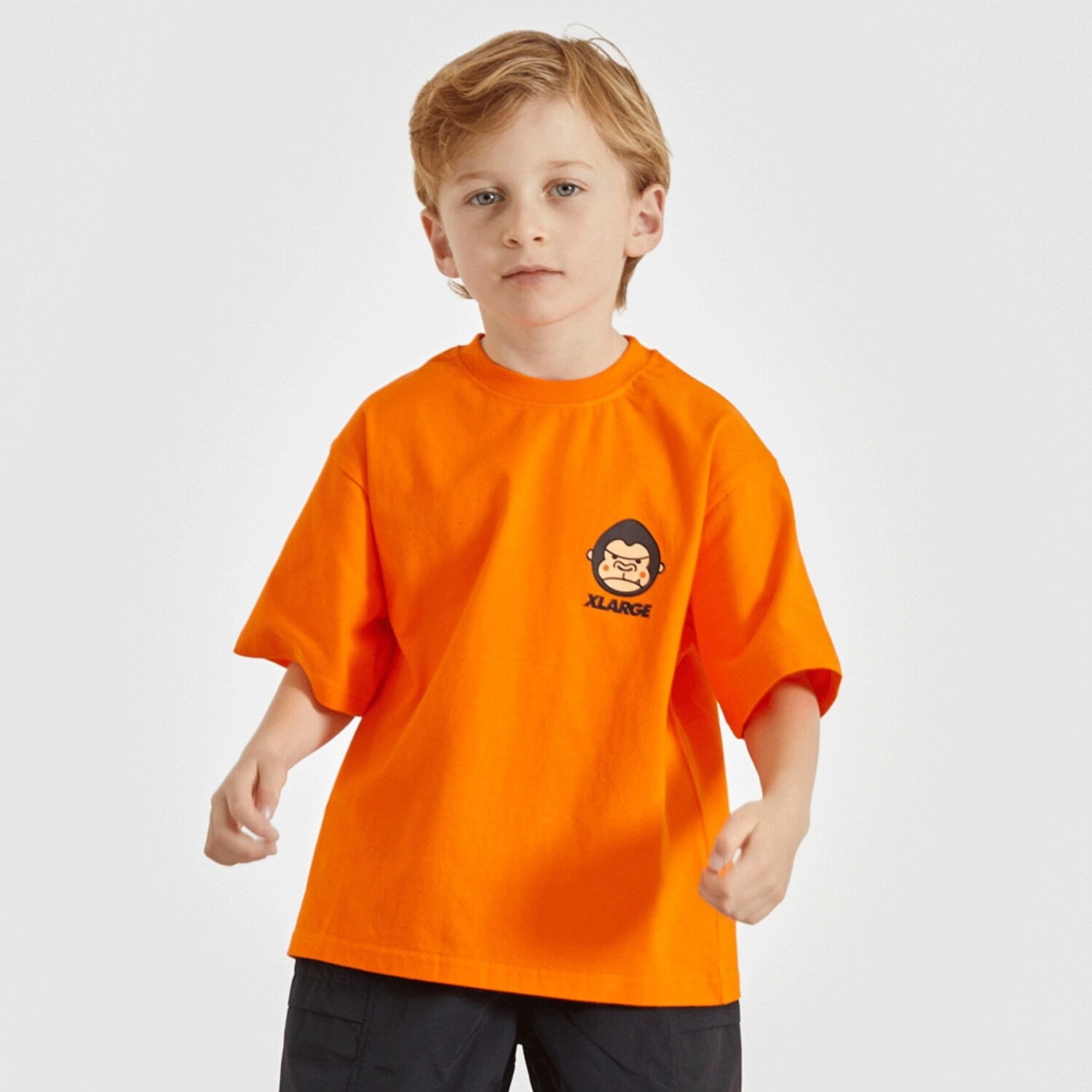 ファニーゴリラワンポイント半袖Tシャツ