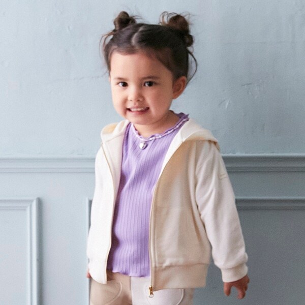 ジップアップパーカー