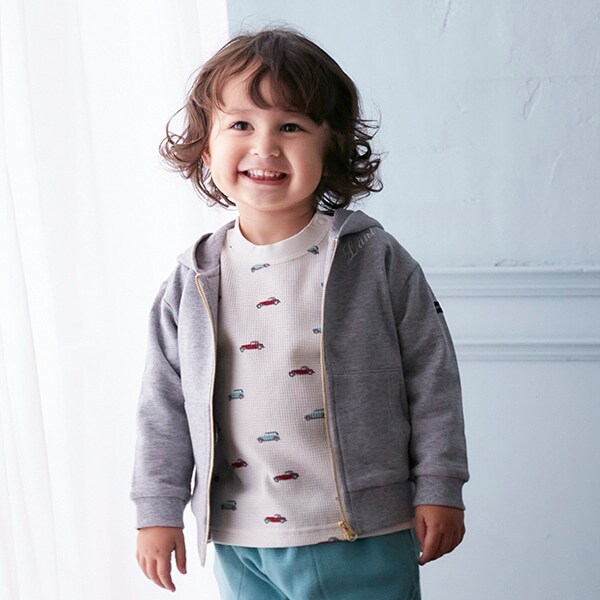 ジップアップパーカー