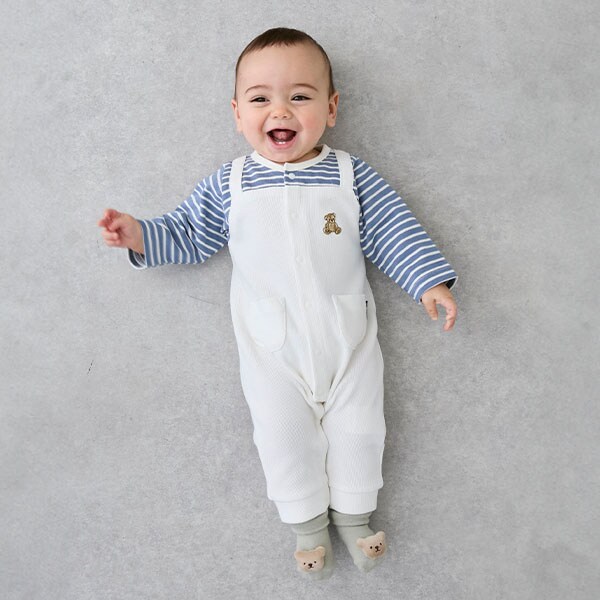 クマ刺しゅうサロペ風カバーオール