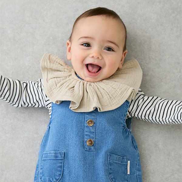 スタイ付きロンパース