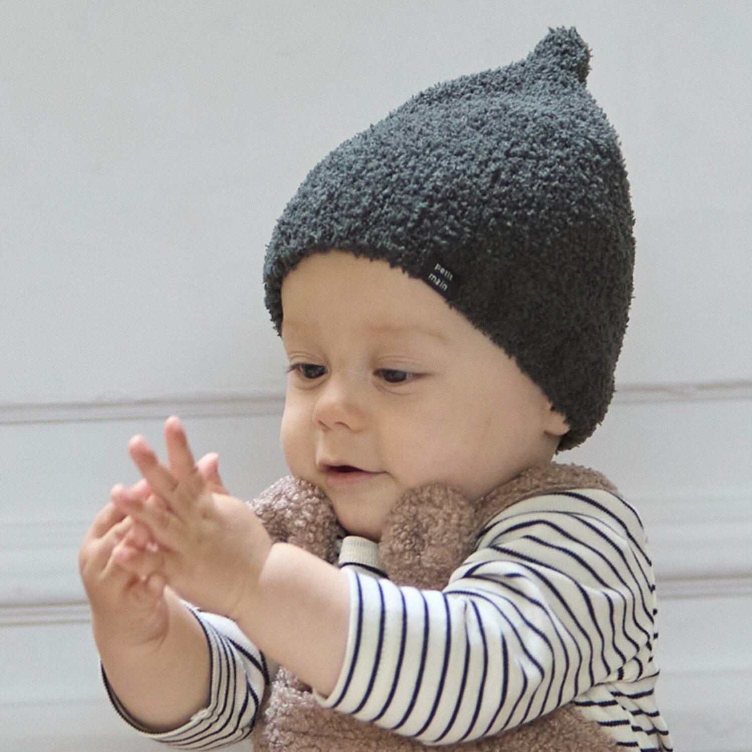 とんがりマシュマロビーニー