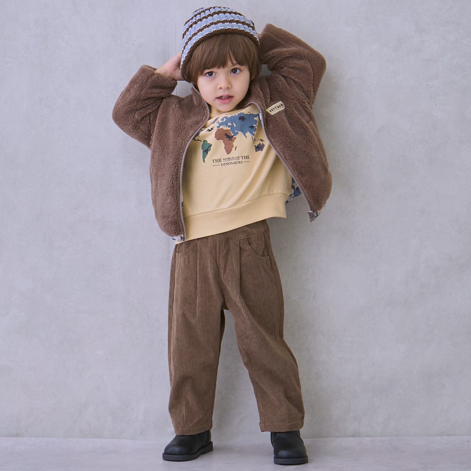 ゆるシルエットタックパンツ