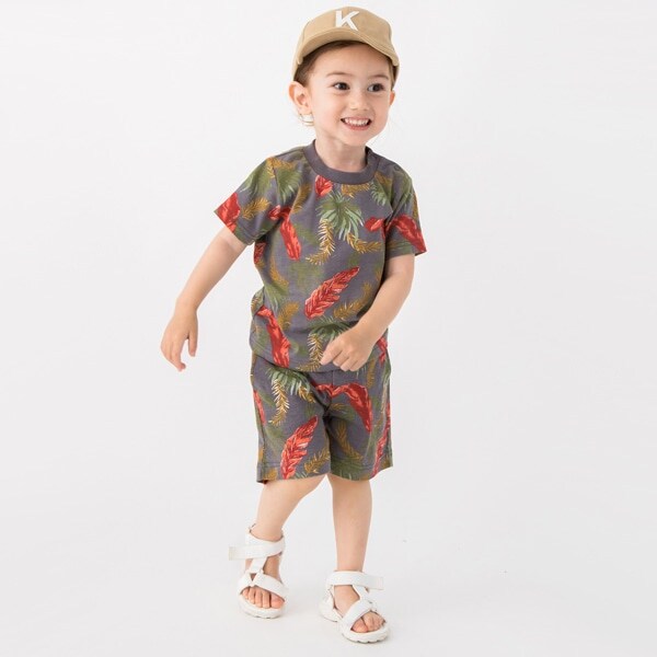 リーフ柄Tシャツ