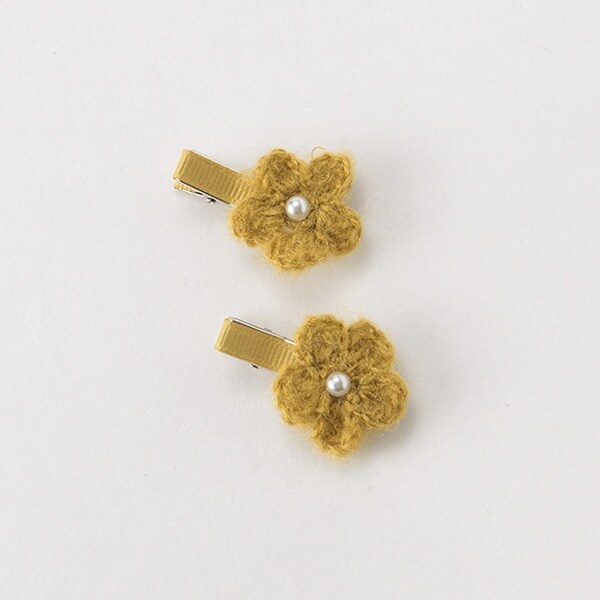 フラワー編みモチーフヘアクリップ