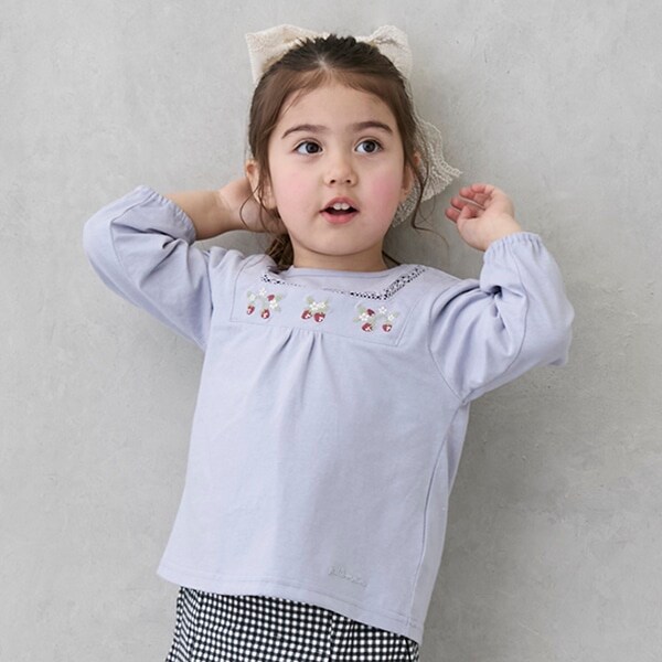 いちご刺しゅう長袖T